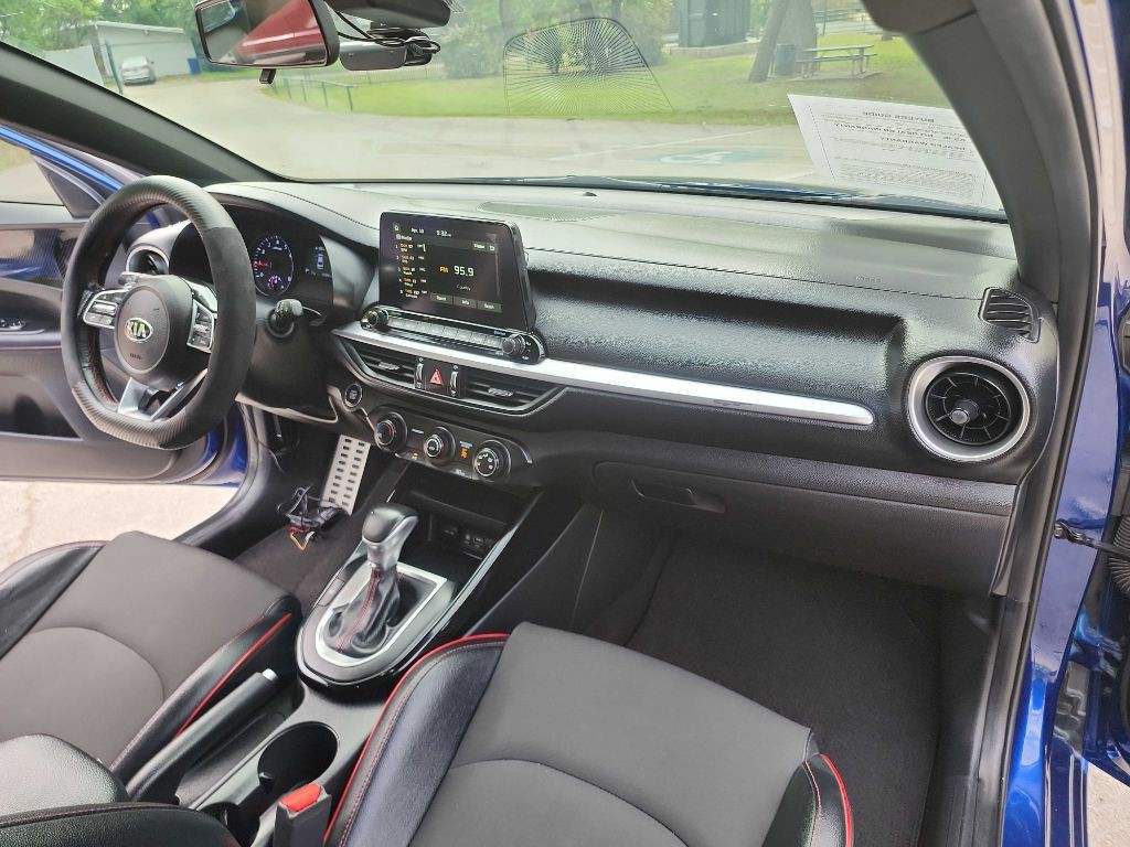 2021 Kia Forte Image 30