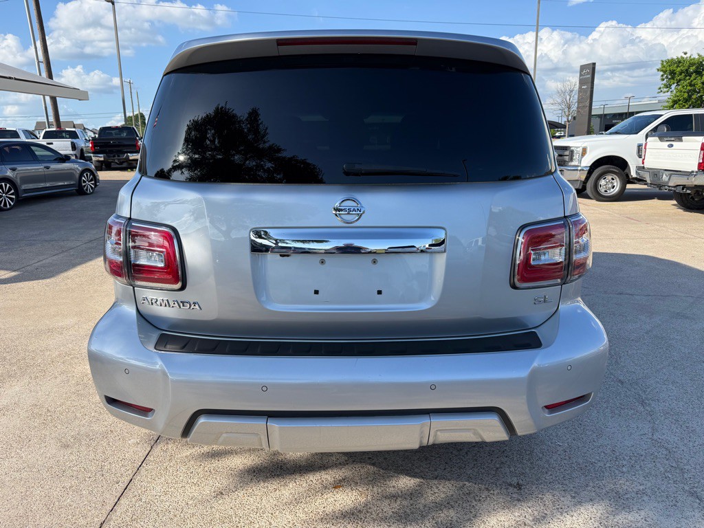 2017 Nissan Armada Image 6