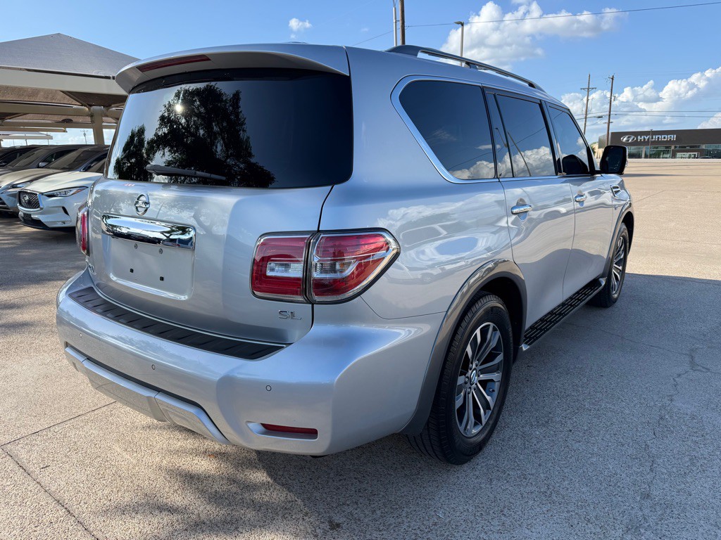 2017 Nissan Armada Image 7