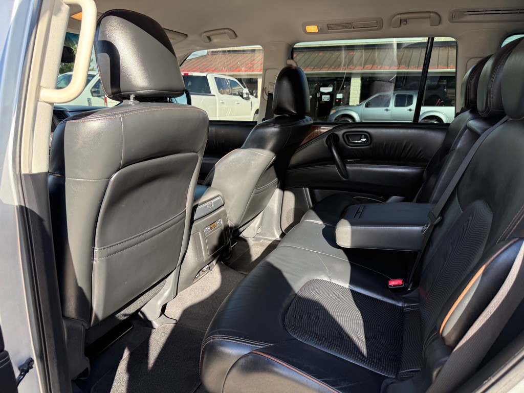 2017 Nissan Armada Image 14