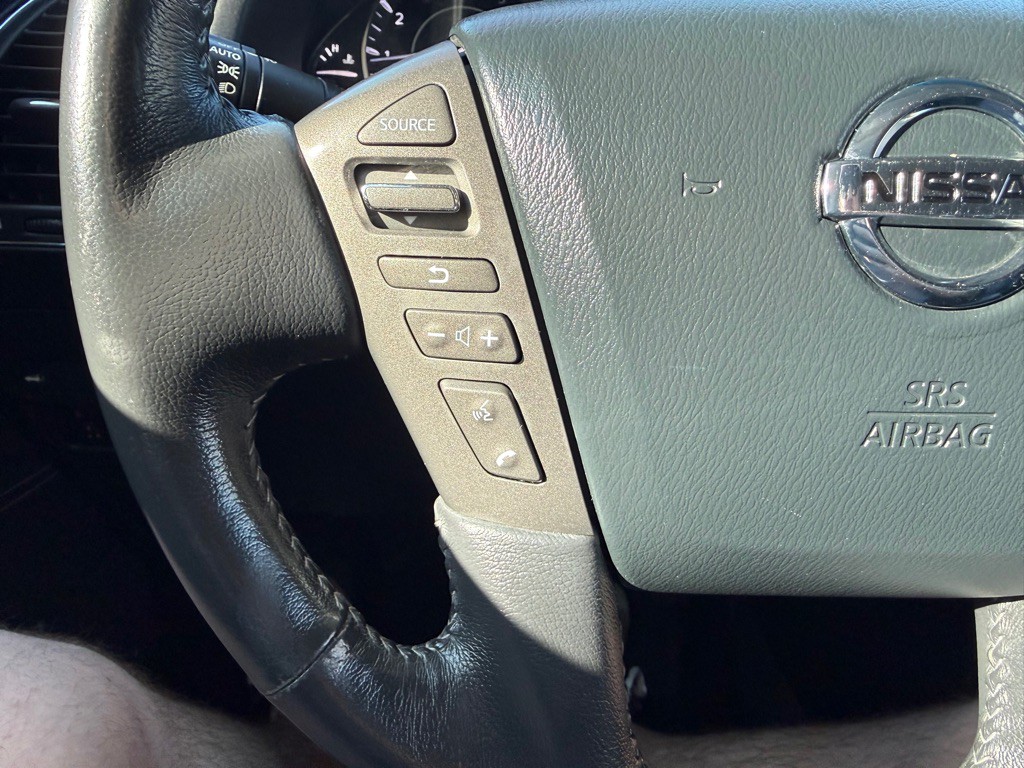 2017 Nissan Armada Image 30