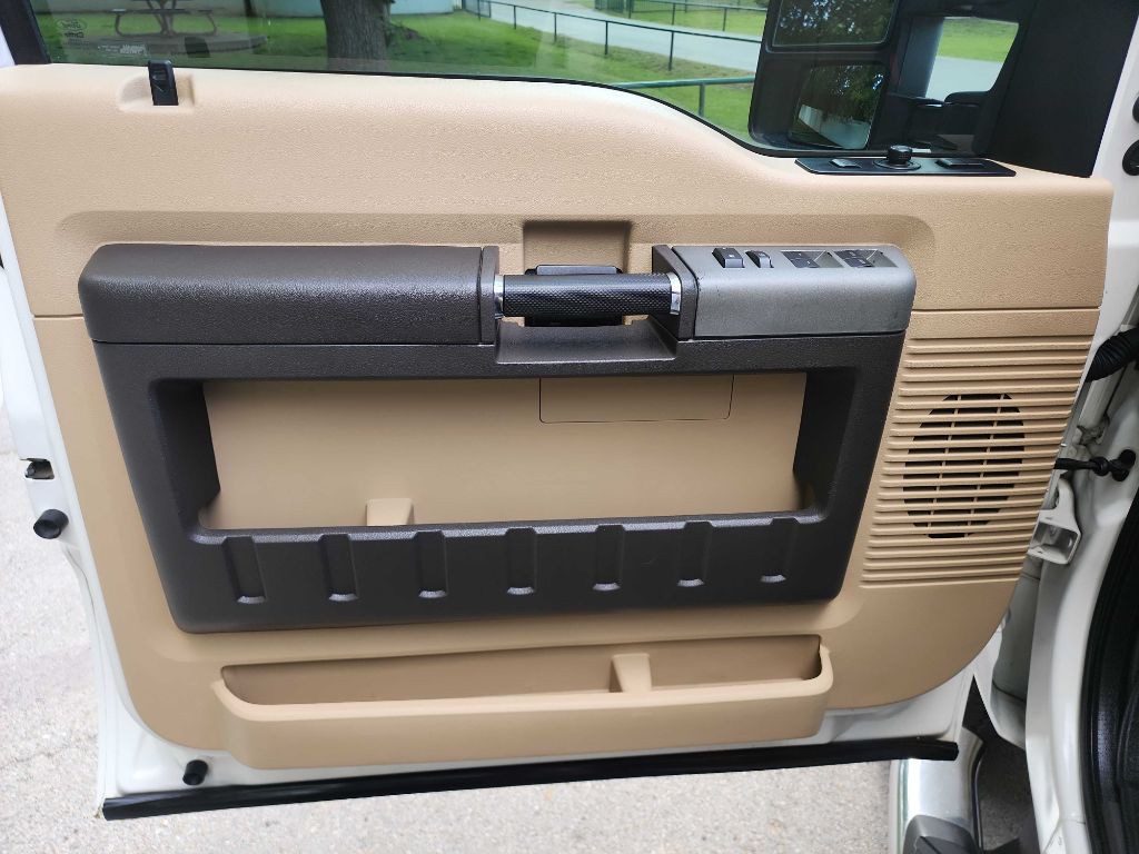 2016 Ford F-350 Image 16