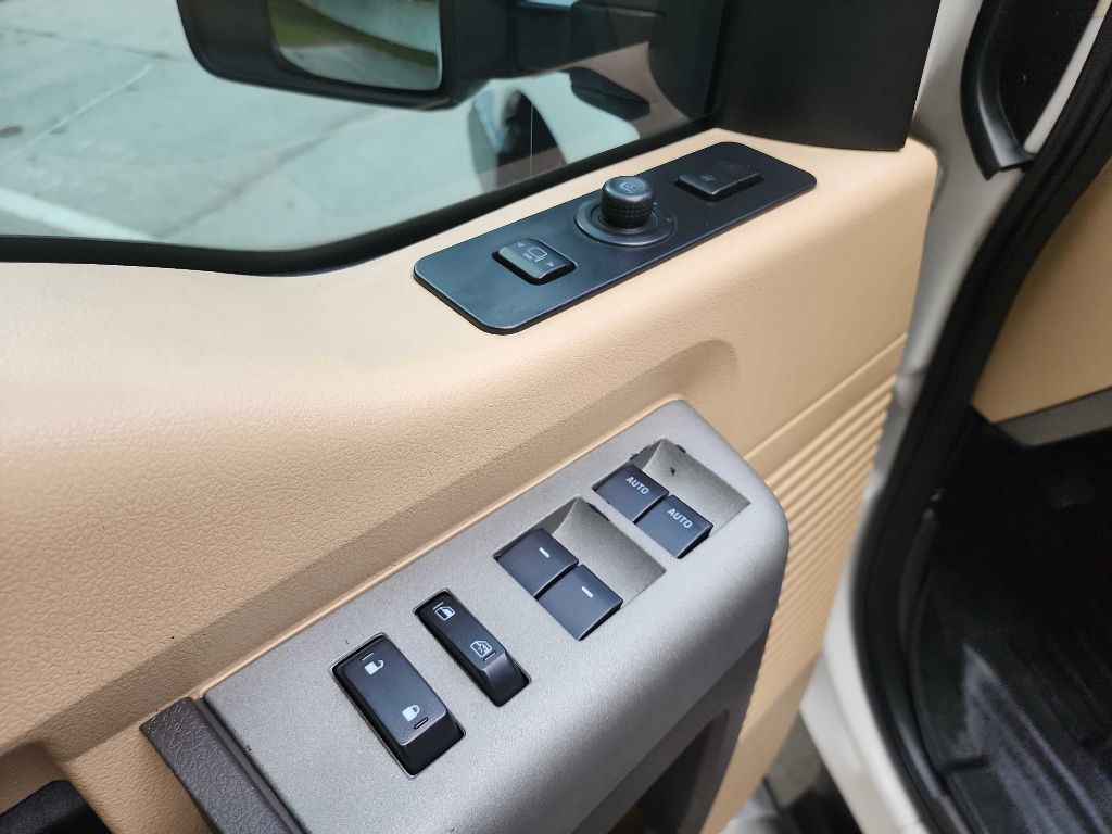 2016 Ford F-350 Image 20