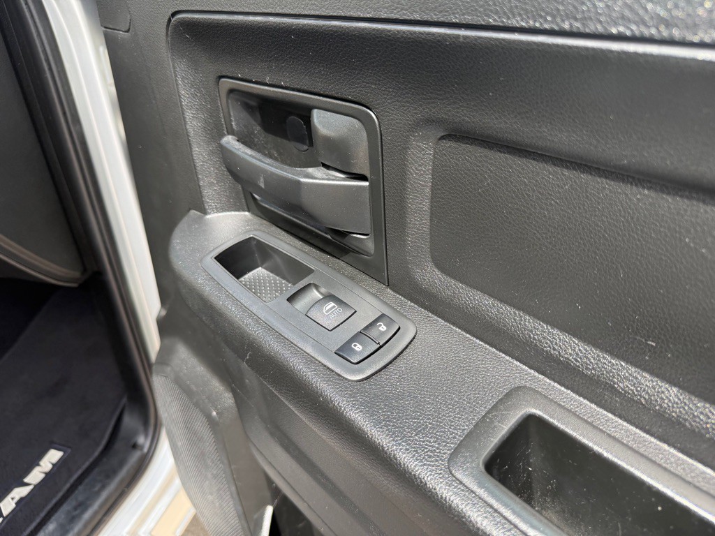 2018 RAM 2500 Image 28