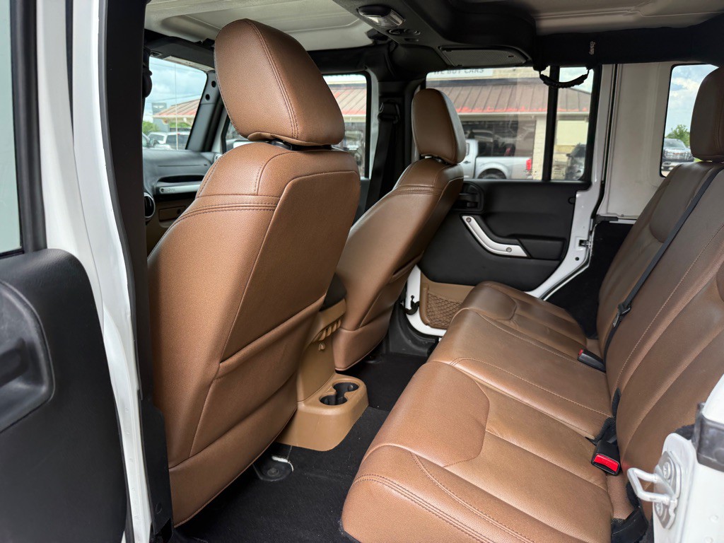 2016 Jeep Wrangler Unlimited Image 15