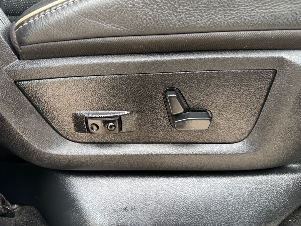 2016 RAM 3500 Image 26