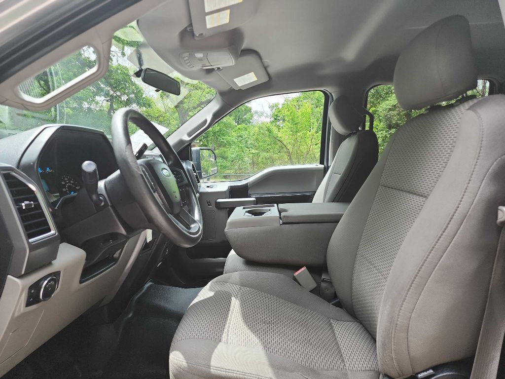 2015 Ford F-150 Image 17