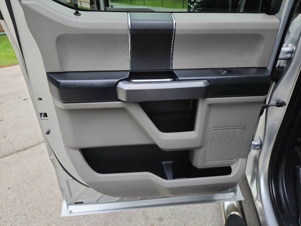 2015 Ford F-150 Image 25