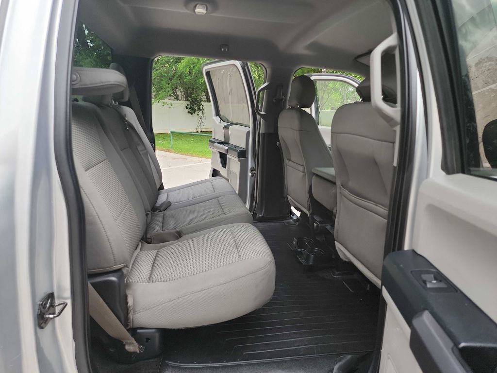 2015 Ford F-150 Image 28