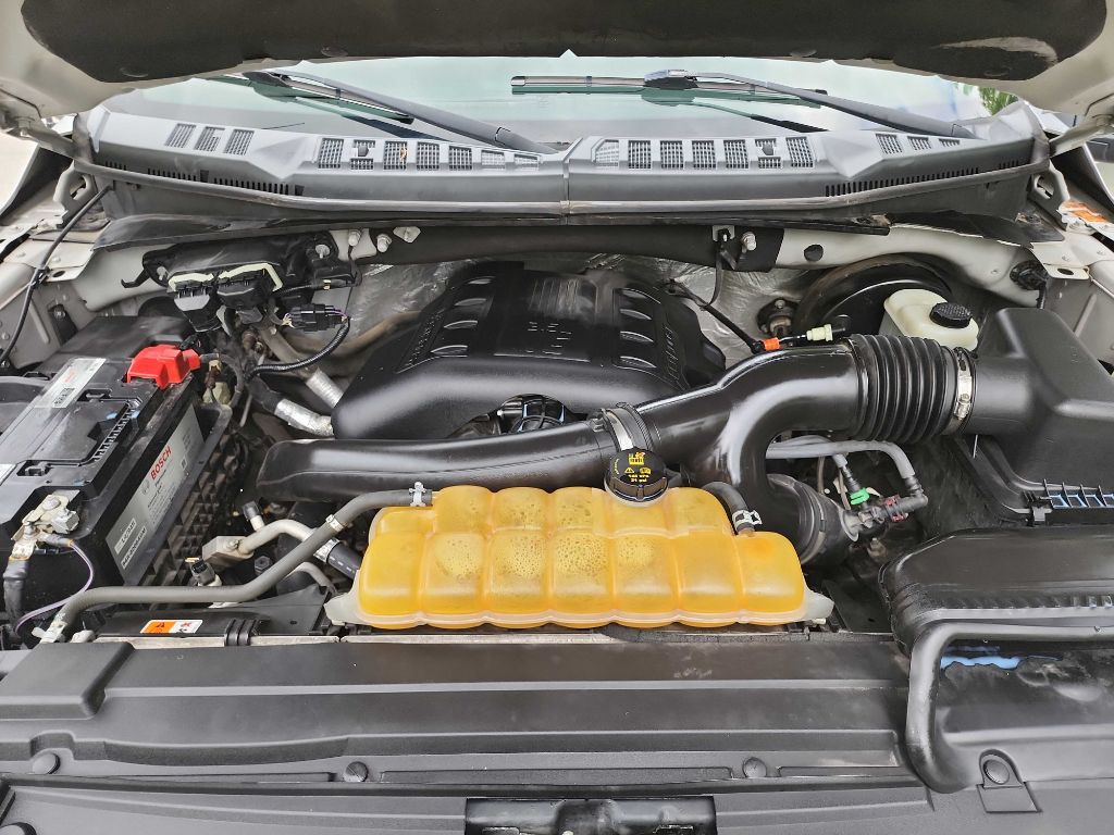 2015 Ford F-150 Image 35