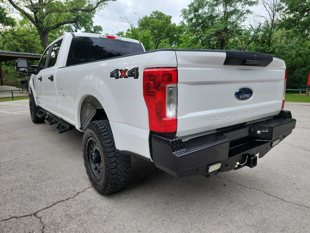 2019 Ford F-350 Image 6
