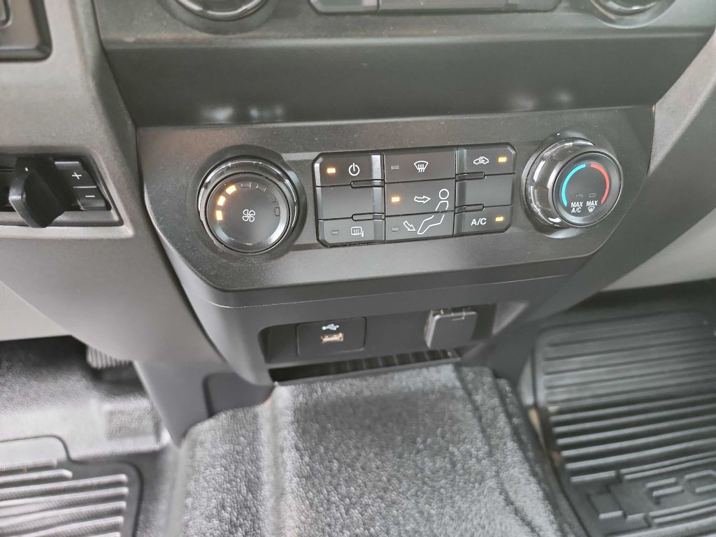 2019 Ford F-350 Image 30