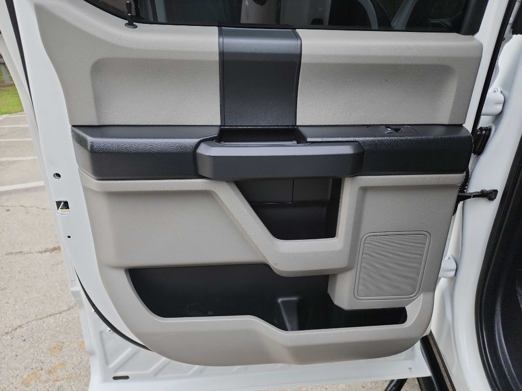 2019 Ford F-350 Image 32