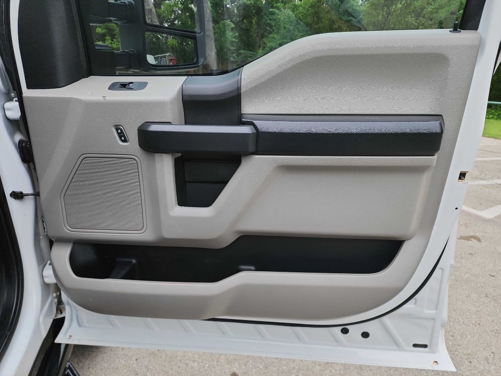 2019 Ford F-350 Image 38