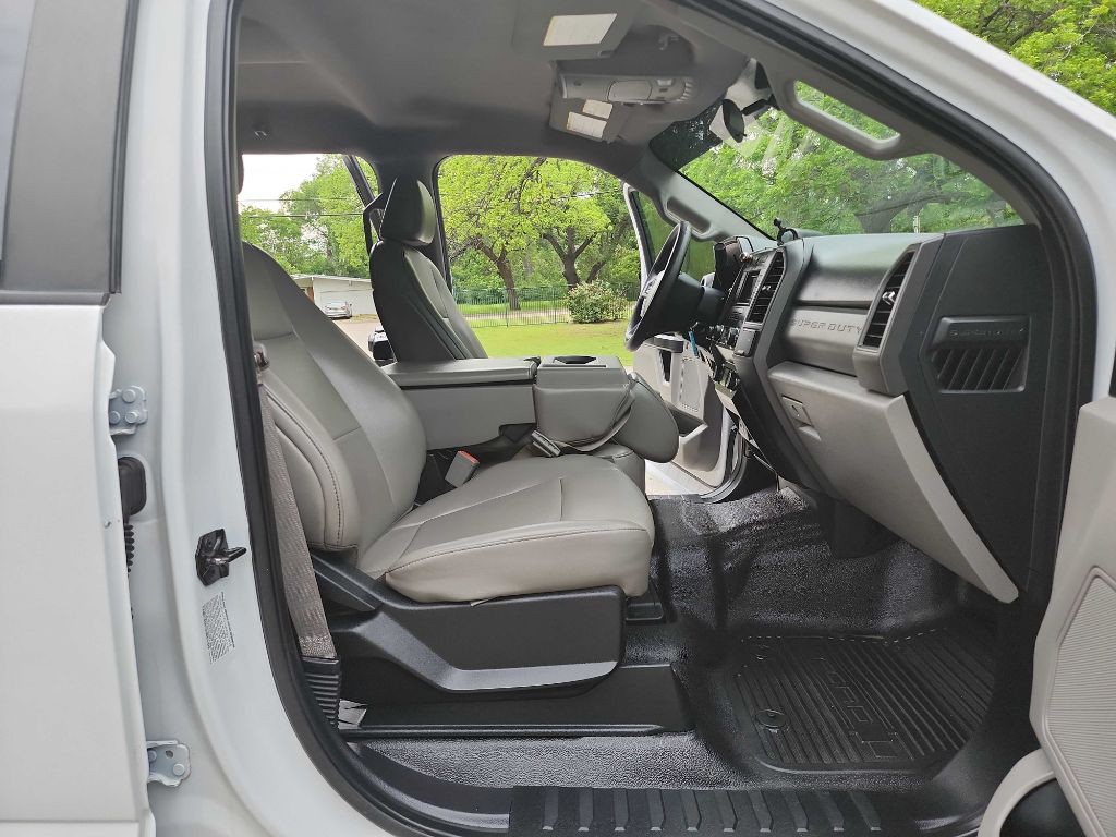 2019 Ford F-350 Image 39