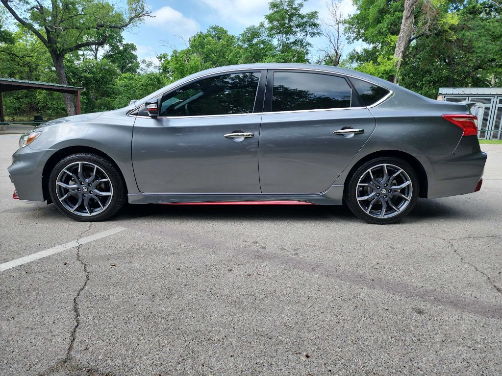 2017 Nissan Sentra Image 5