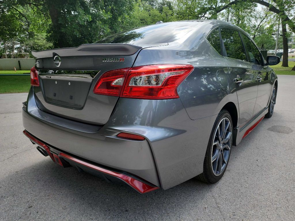 2017 Nissan Sentra Image 8