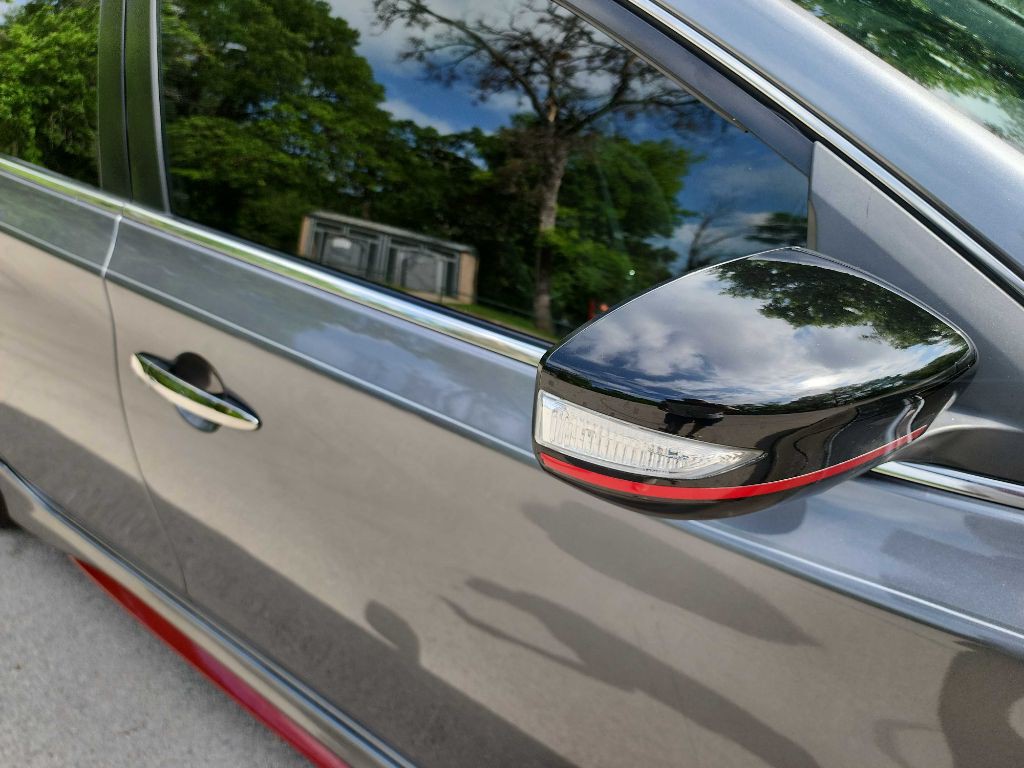 2017 Nissan Sentra Image 14