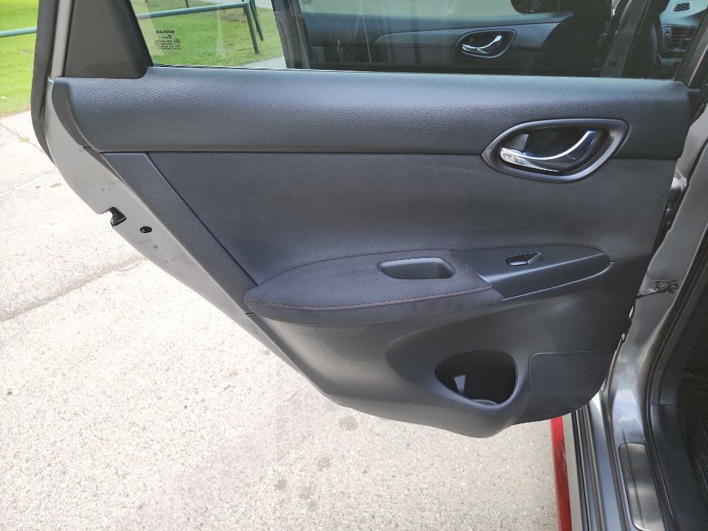 2017 Nissan Sentra Image 26