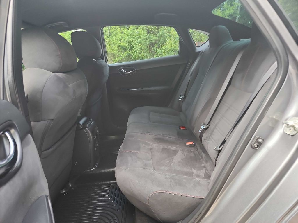 2017 Nissan Sentra Image 30