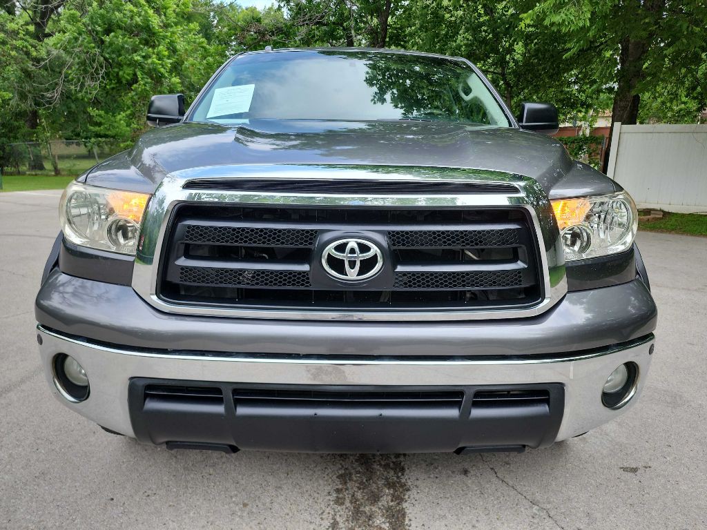 2013 Toyota Tundra Image 2