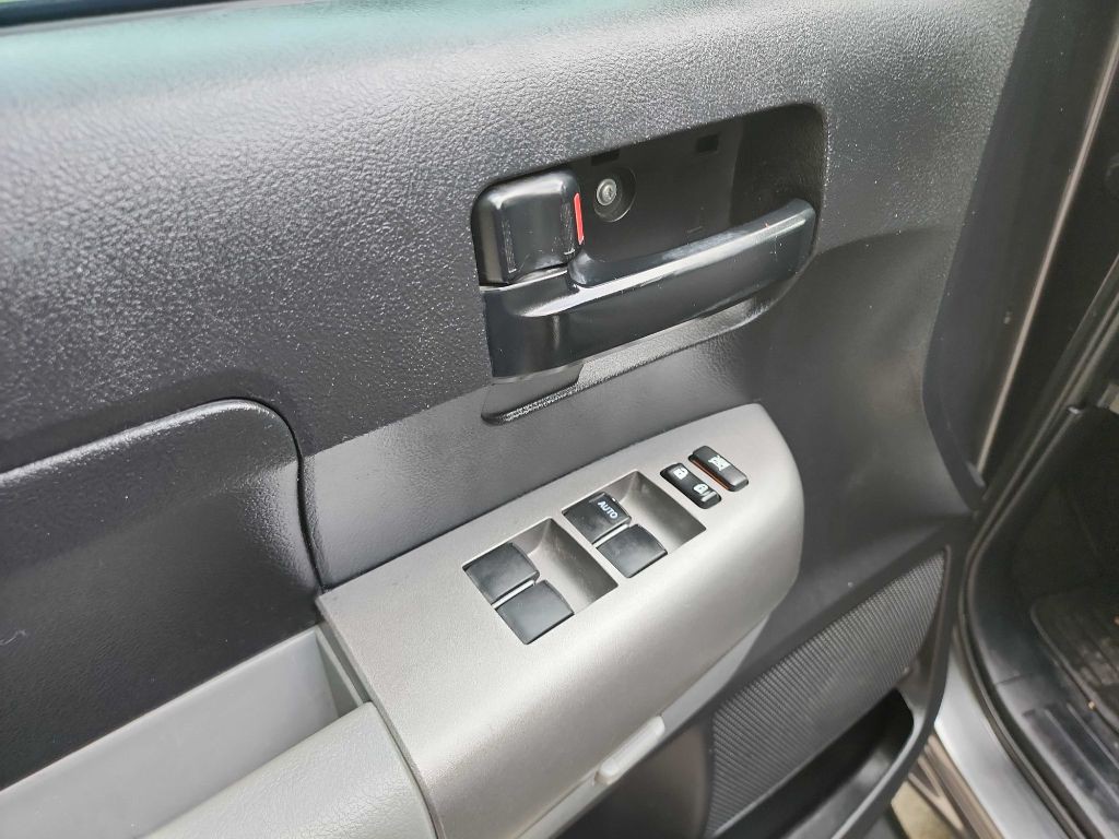 2013 Toyota Tundra Image 17