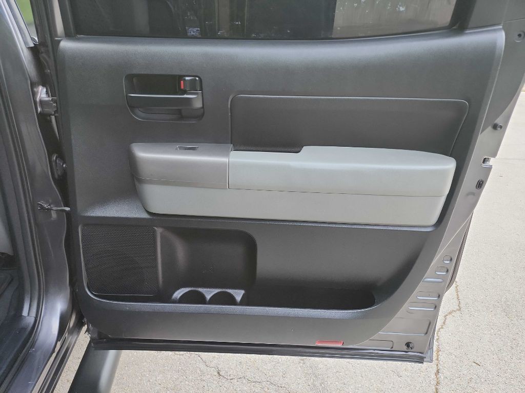 2013 Toyota Tundra Image 30