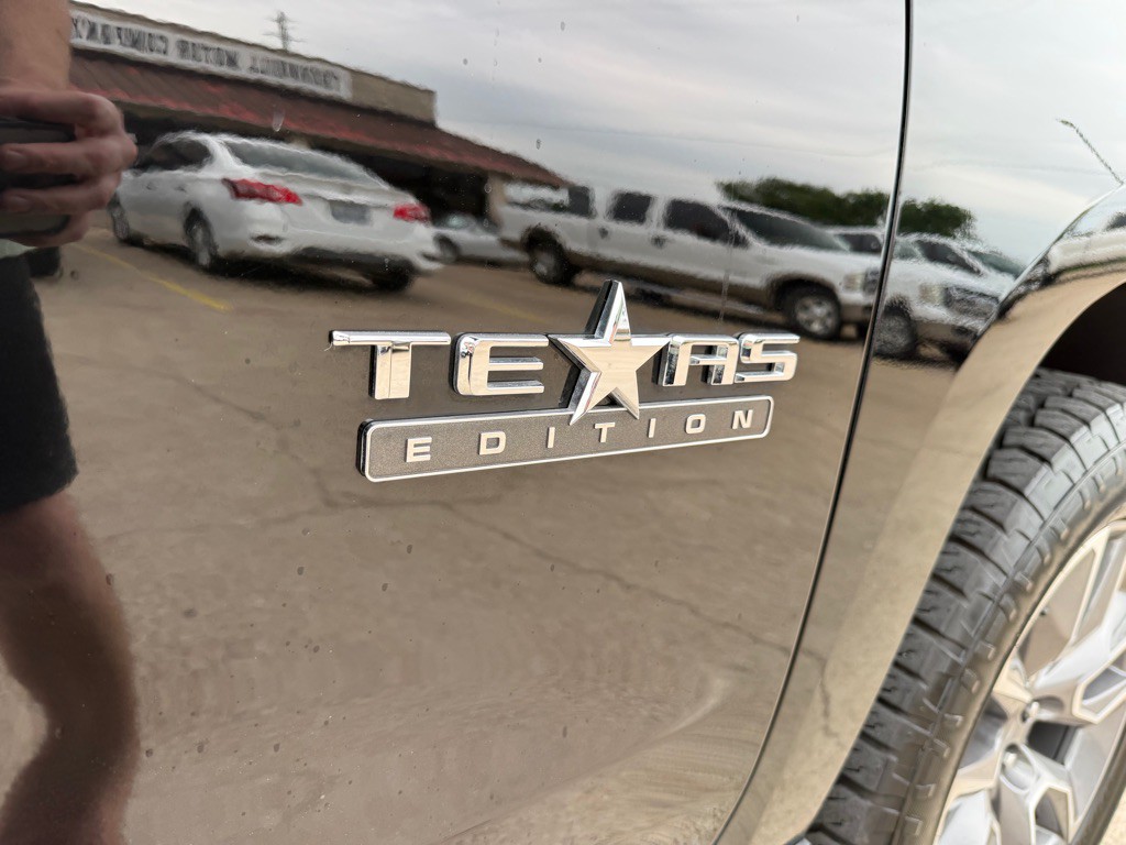 2021 Chevrolet Silverado 1500 Image 10