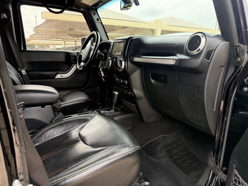 2017 Jeep Wrangler Unlimited Image 15
