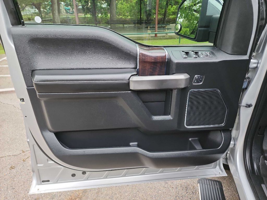 2017 Ford F-150 Image 19