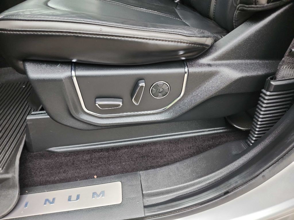 2017 Ford F-150 Image 24