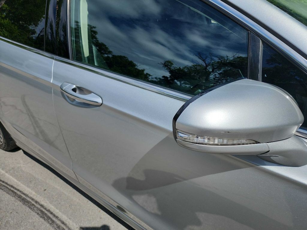 2017 Ford Fusion Image 12