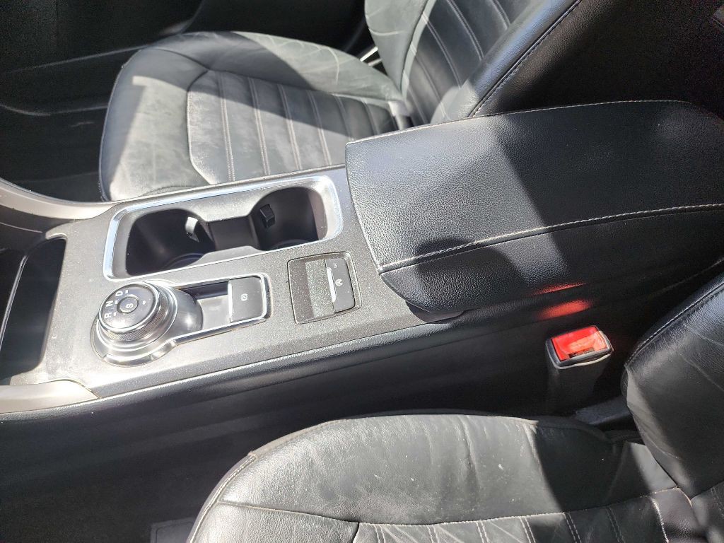 2017 Ford Fusion Image 24