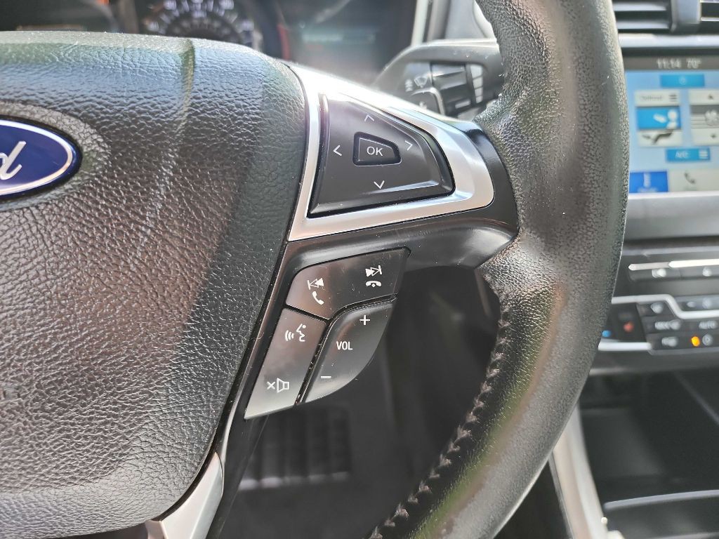 2017 Ford Fusion Image 18