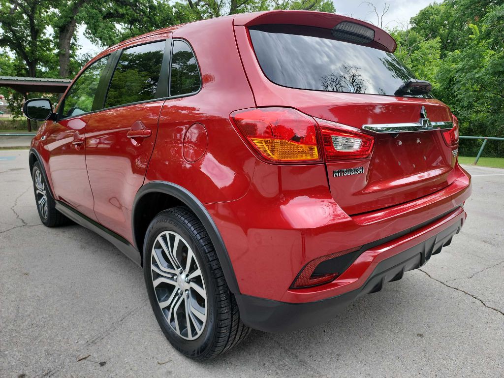 2018 Mitsubishi Outlander Image 5