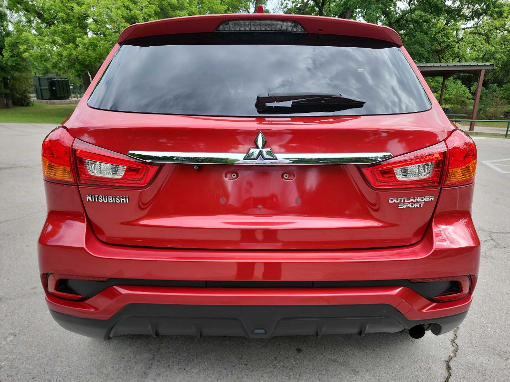 2018 Mitsubishi Outlander Image 7