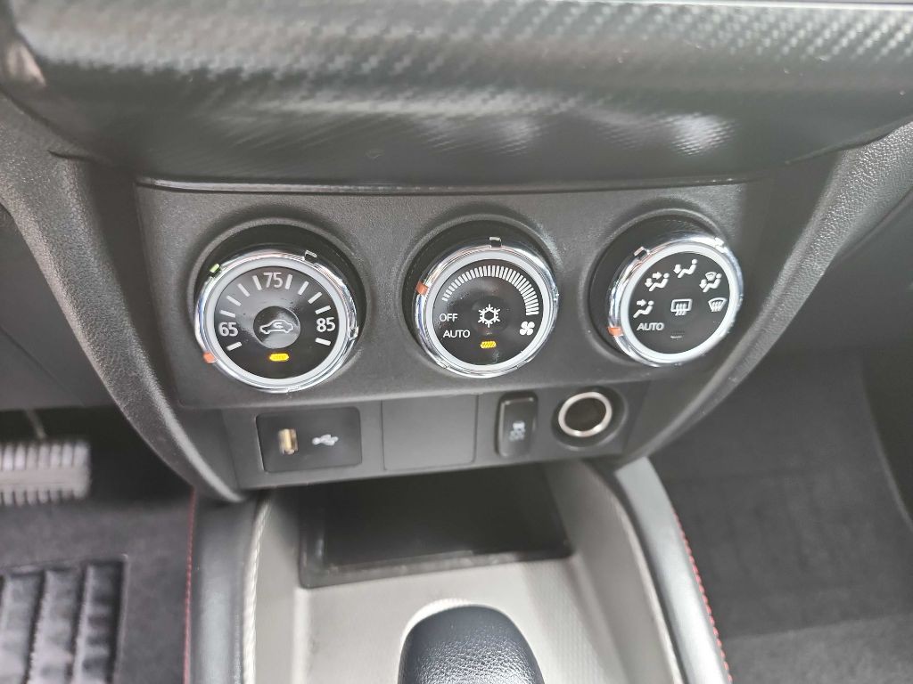 2018 Mitsubishi Outlander Image 20