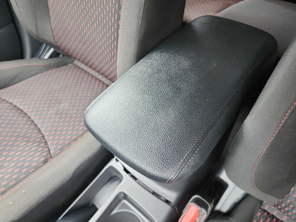 2018 Mitsubishi Outlander Image 21