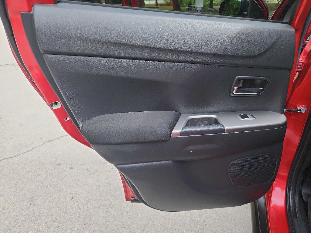2018 Mitsubishi Outlander Image 26