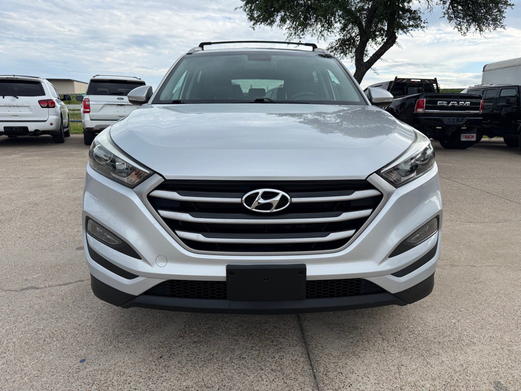 2017 Hyundai Tucson Image 2