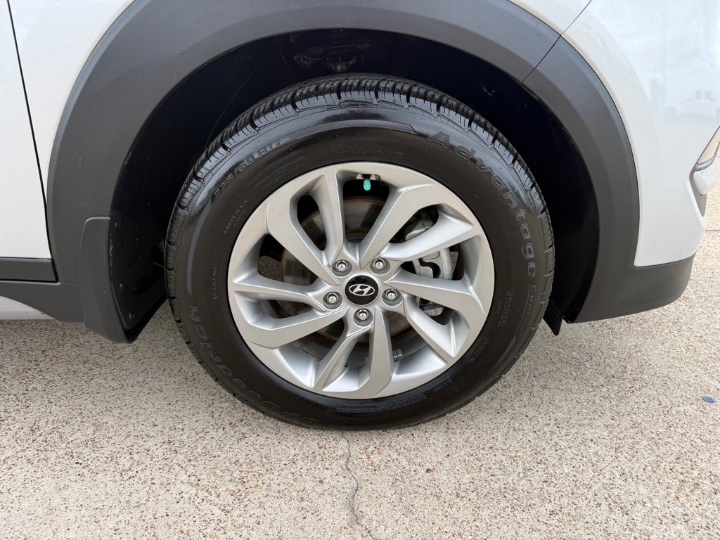 2017 Hyundai Tucson Image 13