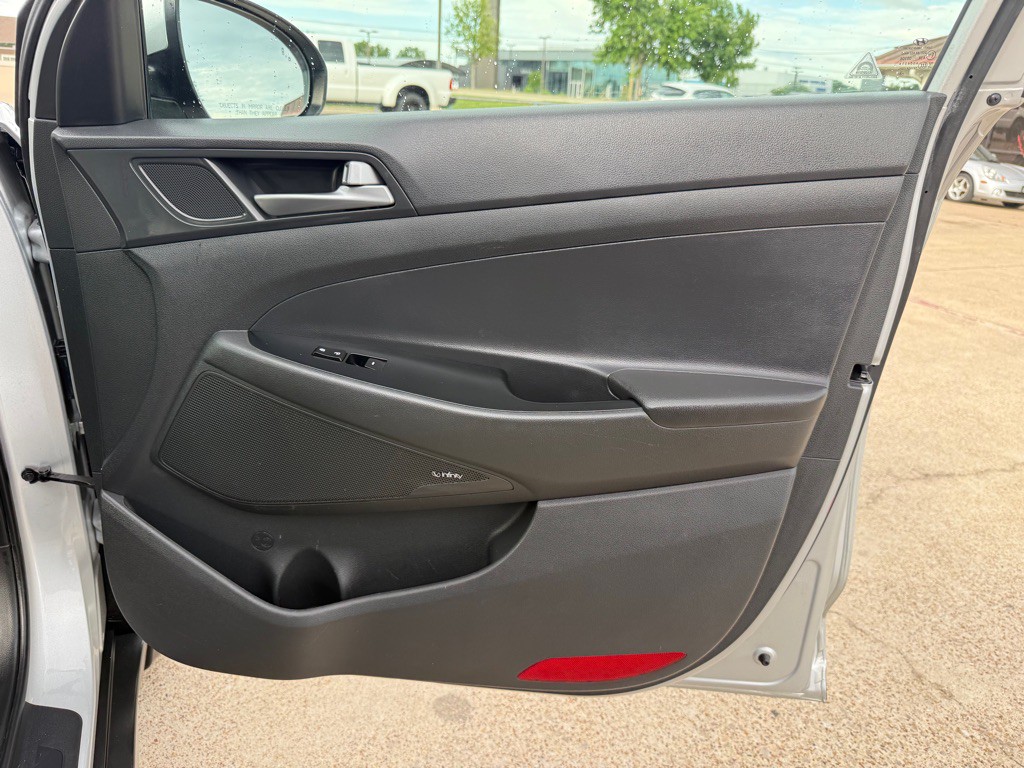2017 Hyundai Tucson Image 25