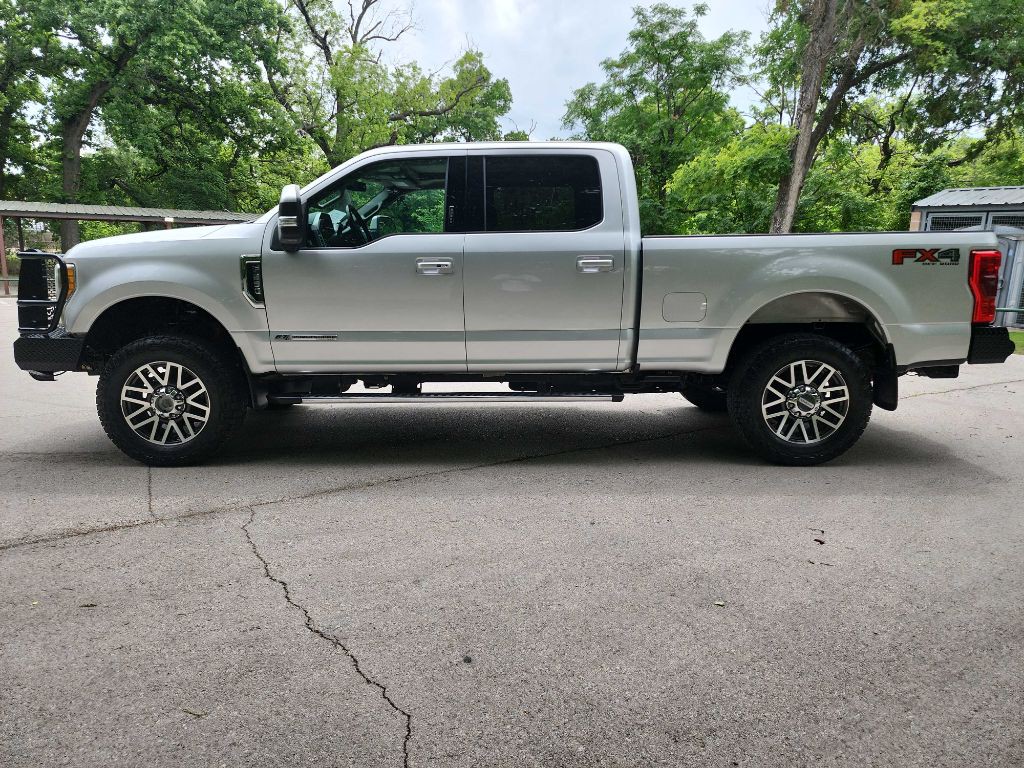 2017 Ford F-250 Image 5