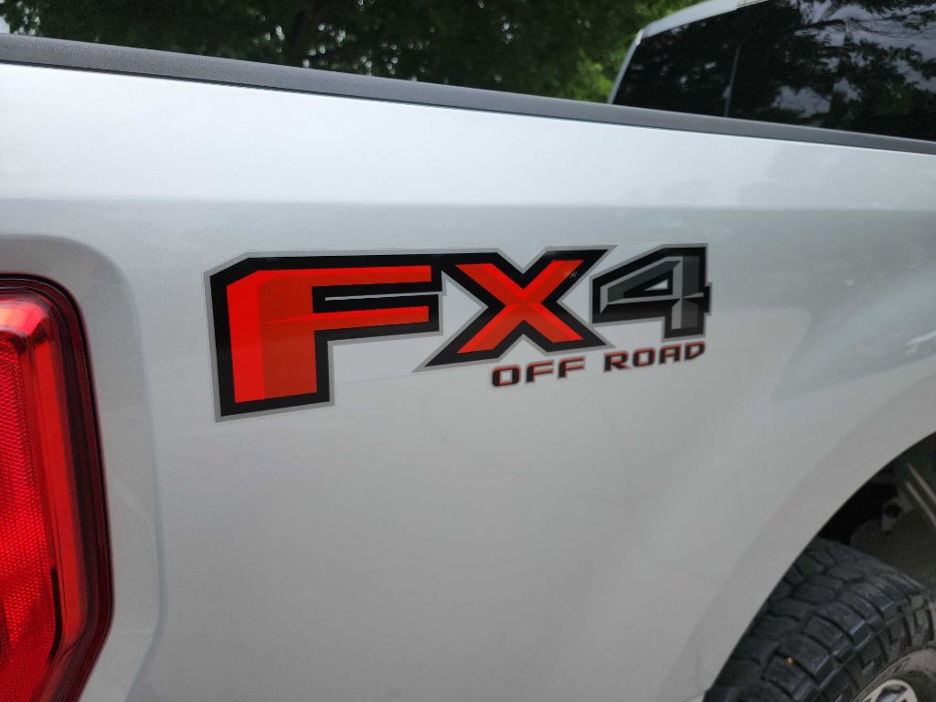 2017 Ford F-250 Image 12