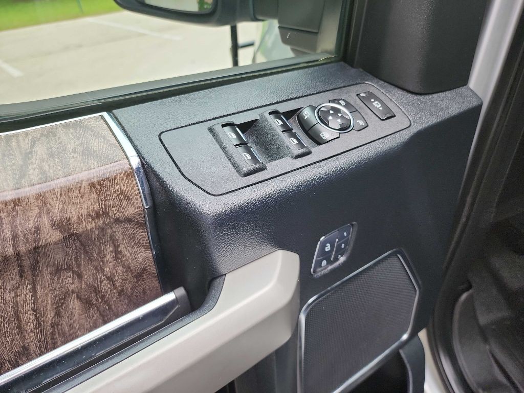 2017 Ford F-250 Image 19