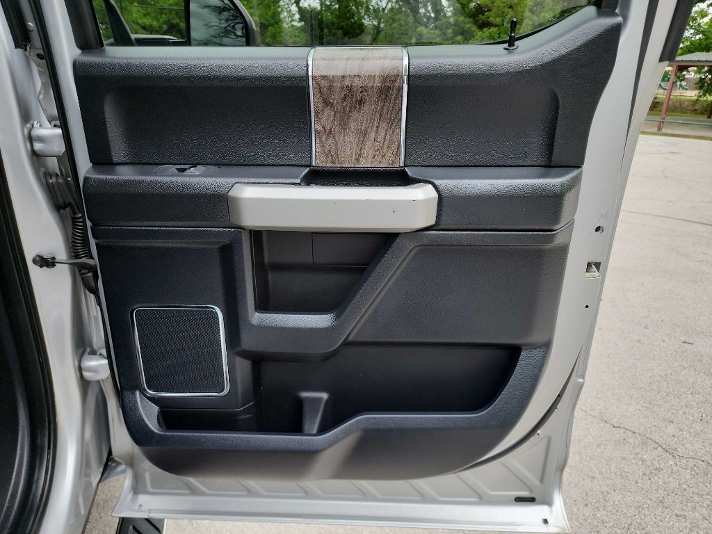 2017 Ford F-250 Image 41