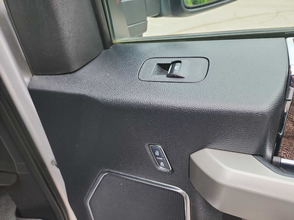 2017 Ford F-250 Image 44