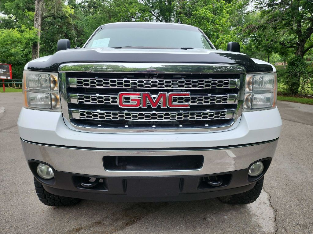 2014 GMC Sierra Image 2