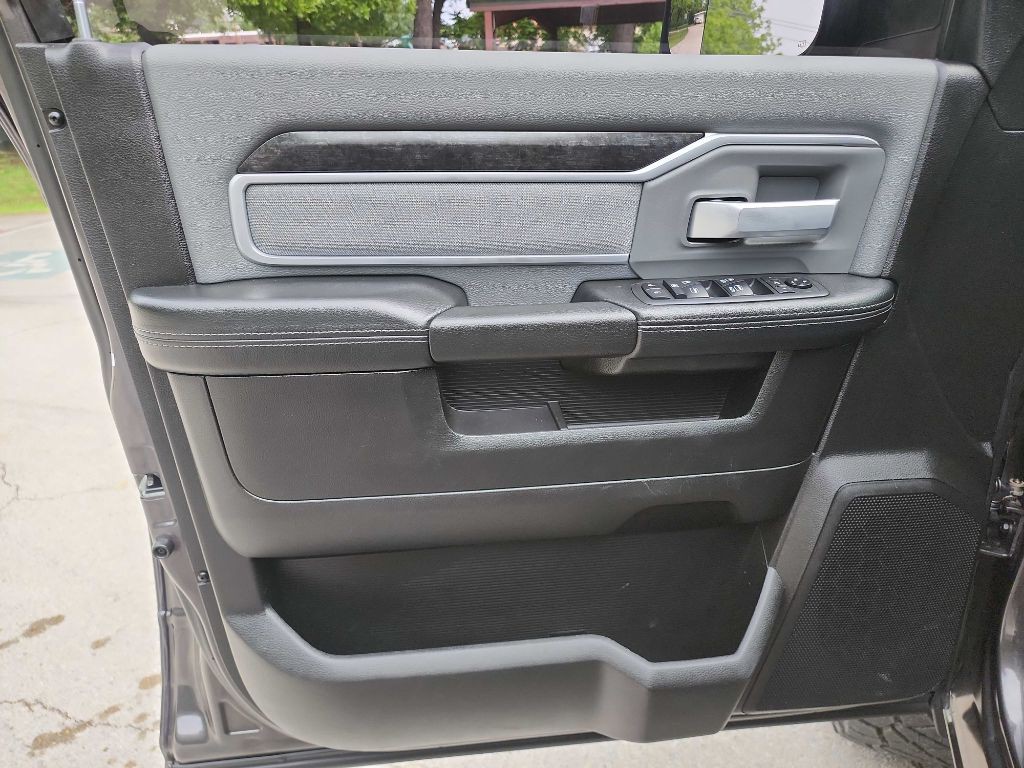 2019 RAM 2500 Image 15