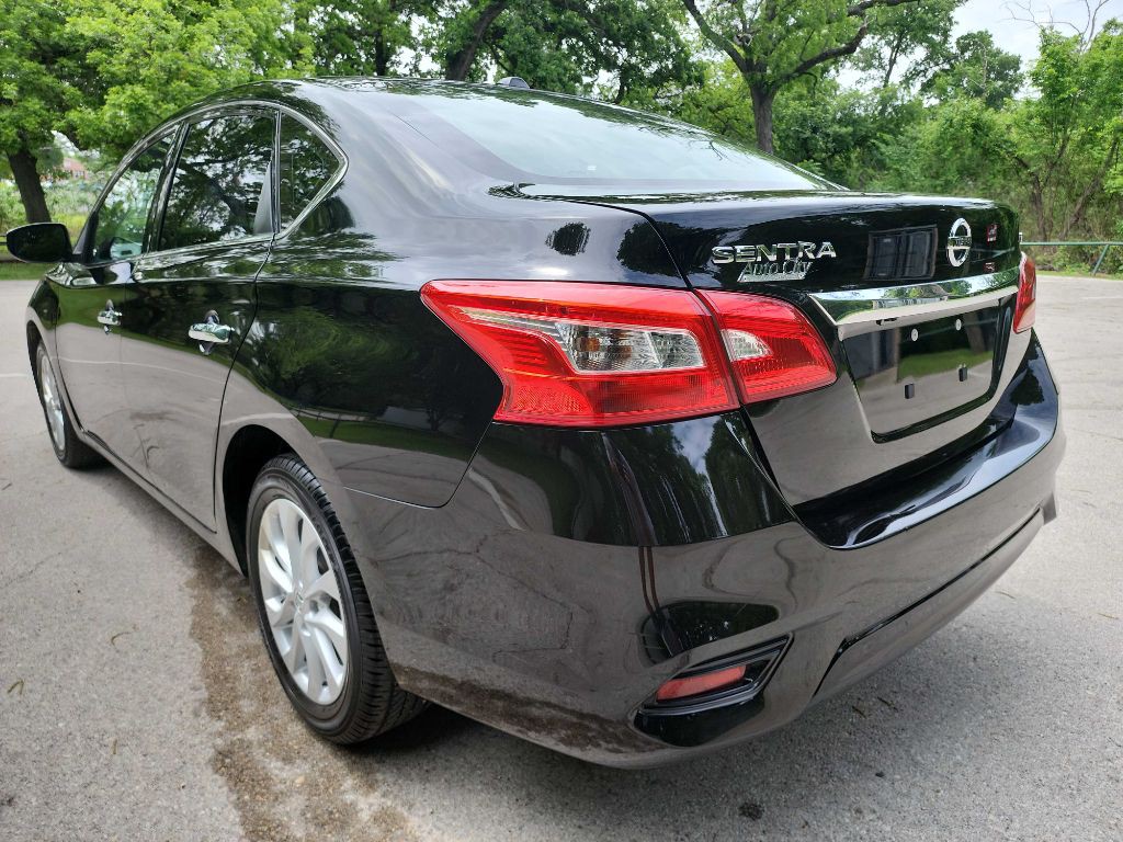 2018 Nissan Sentra Image 4